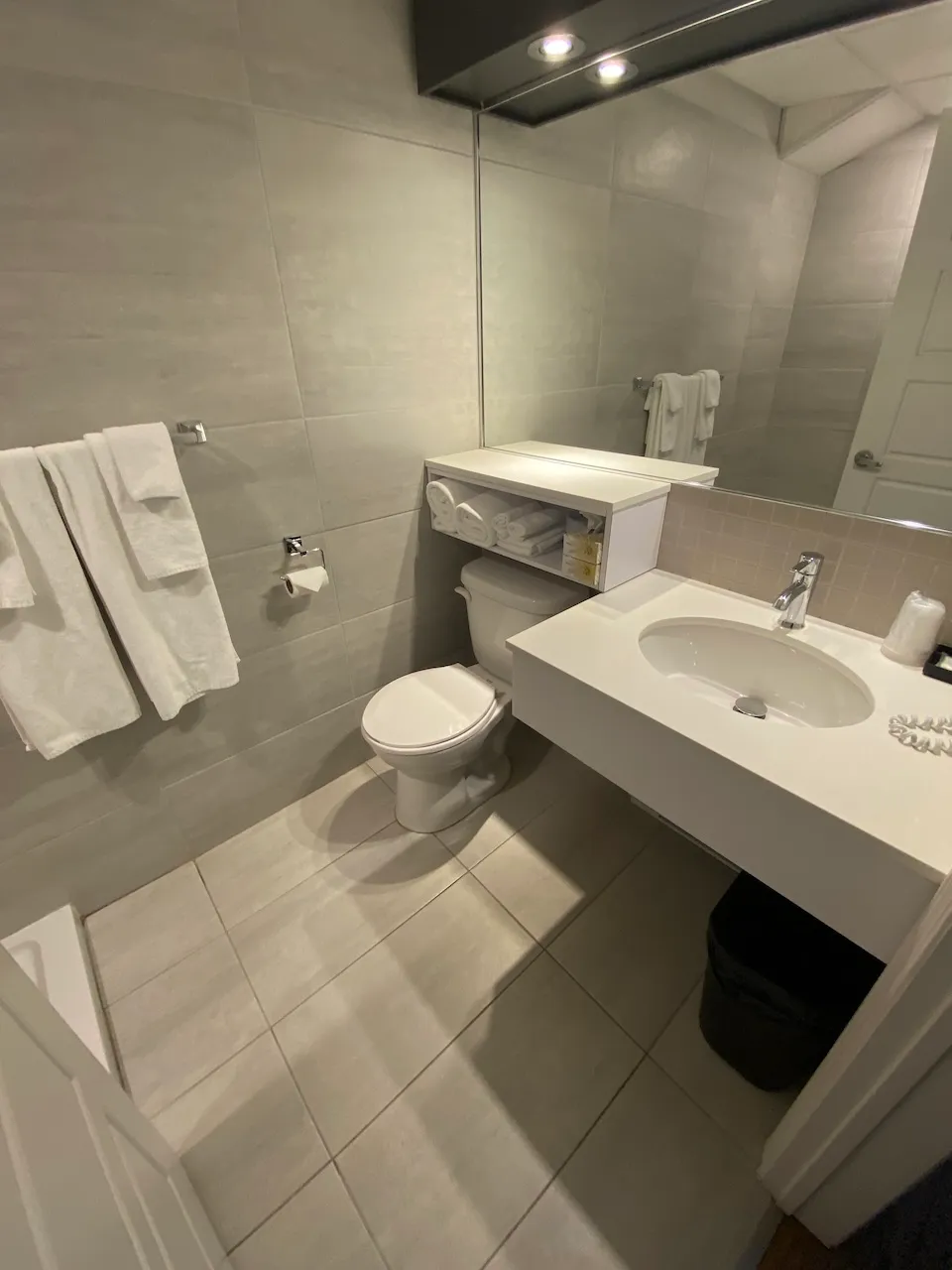 Salle de bain - chambre 106