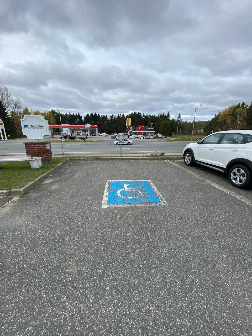 Espace de stationnement réservé