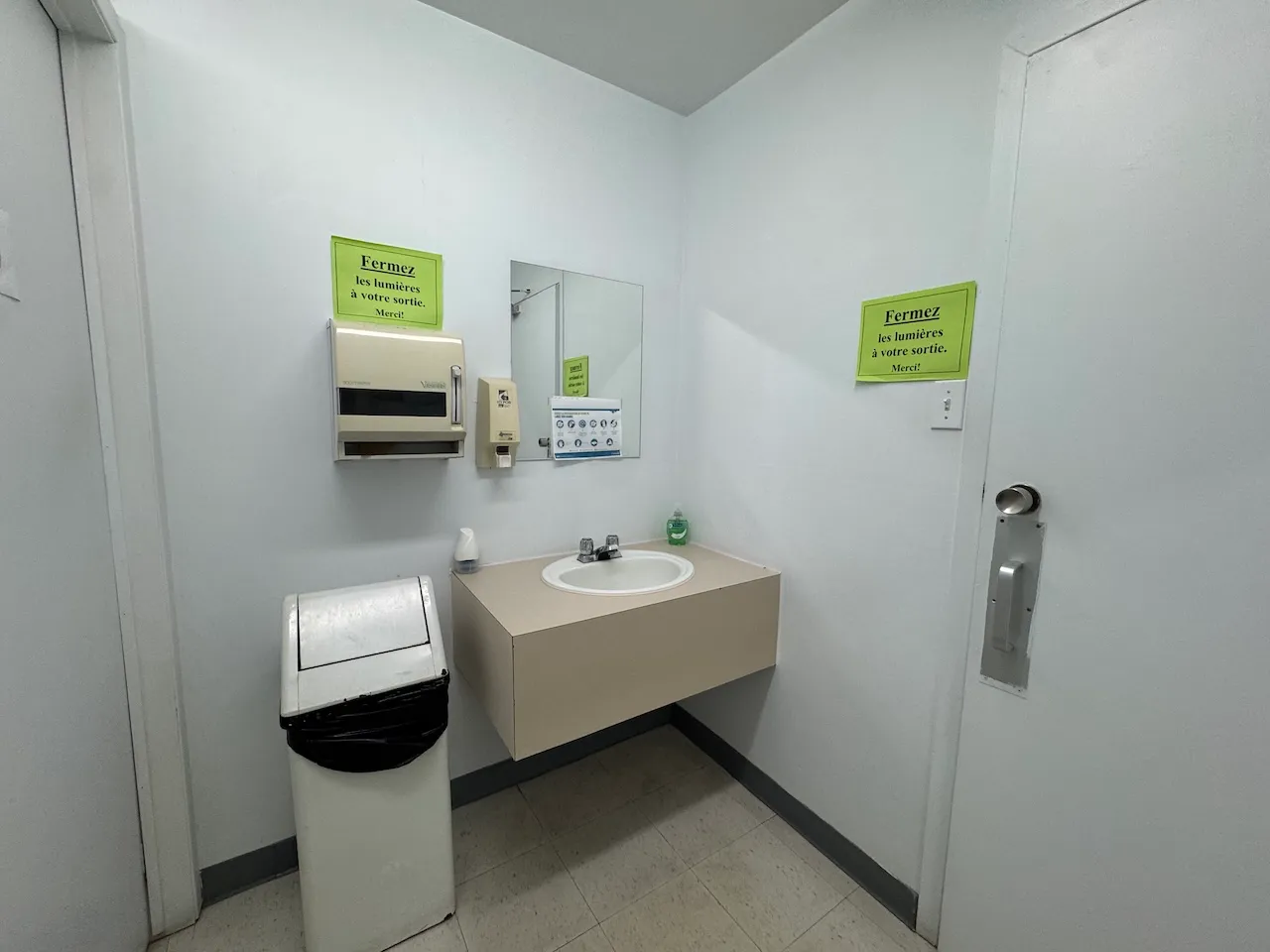 Salle de toilettes