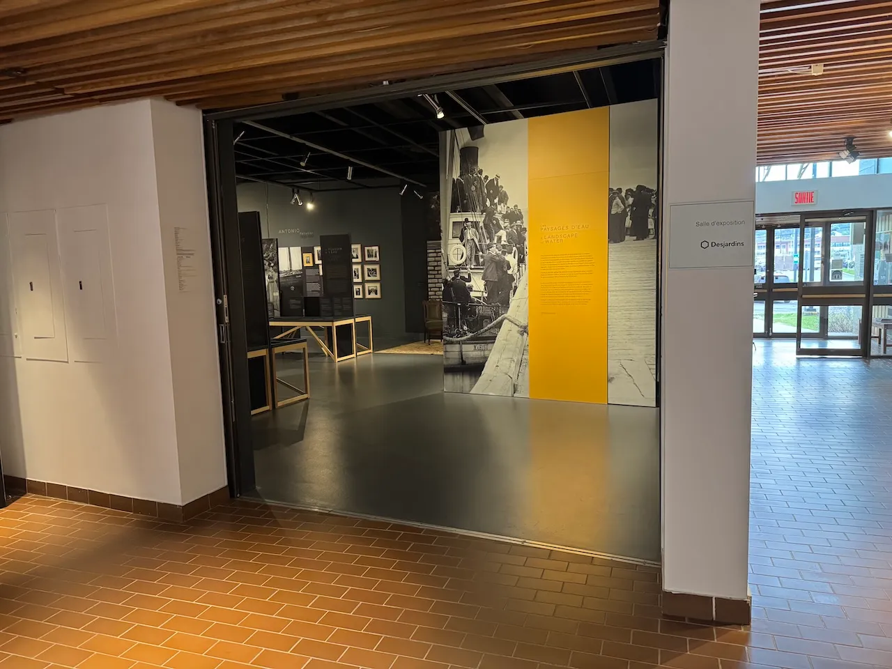 Access to the exhibition