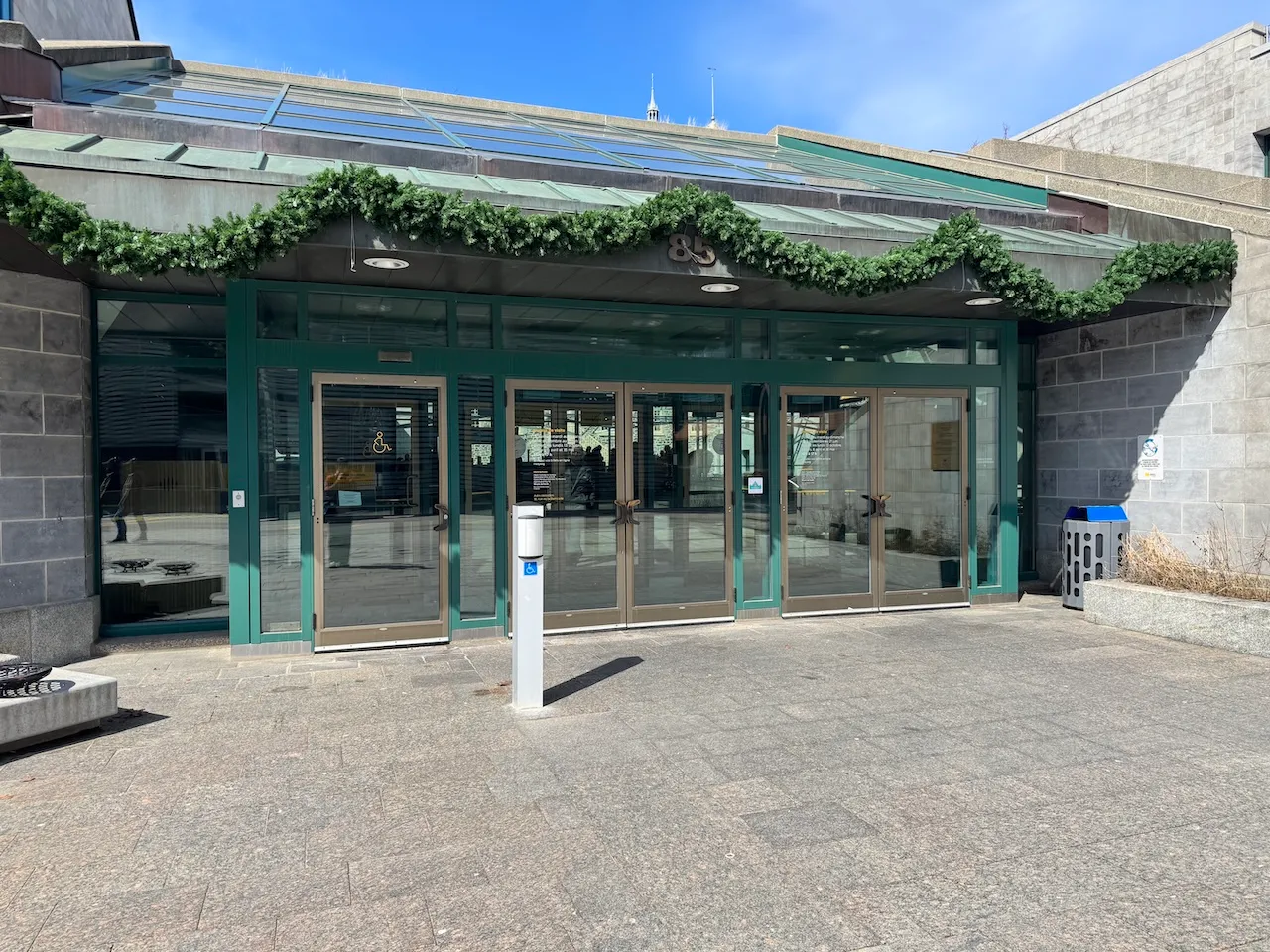 Entrée - 85, rue Dalhousie