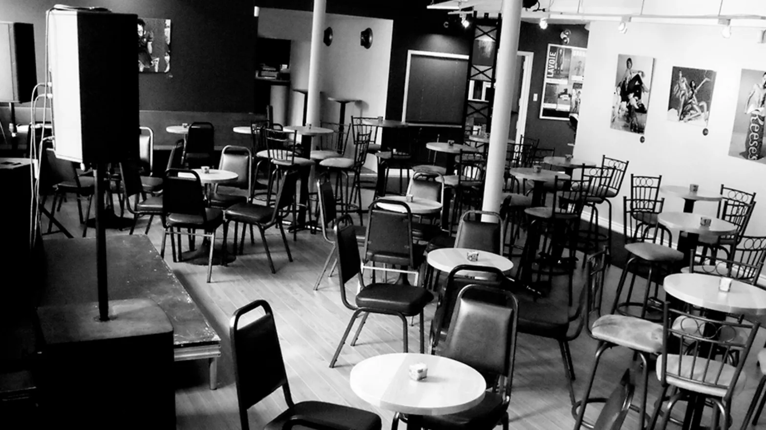 Soeur-Louis Theater (seated)
@Maison_de_la_culture_Waterloo