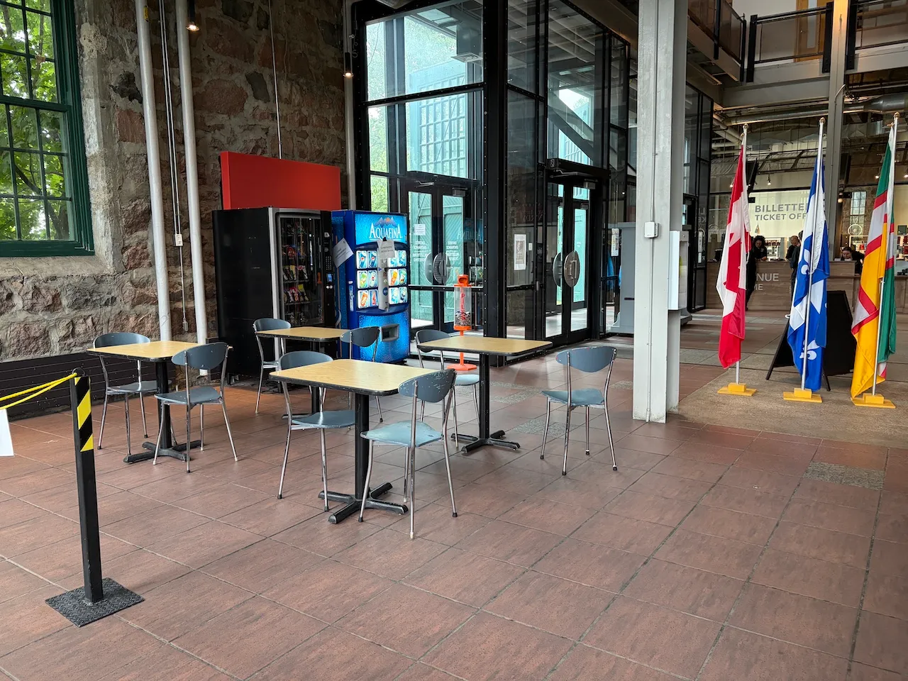 Intérieur de l'établissement