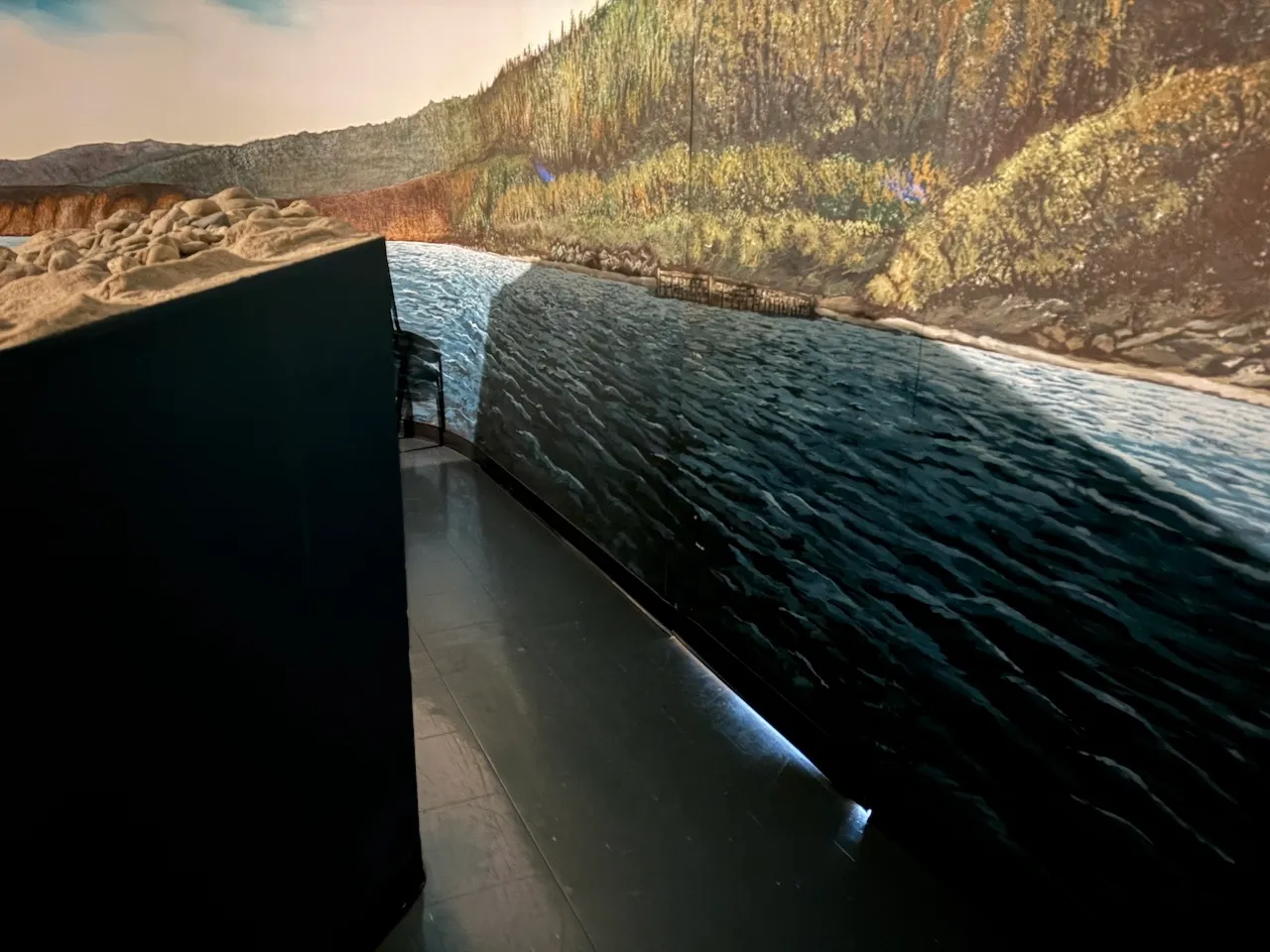 Multimedia Room - Exit leading to the exhibition hall