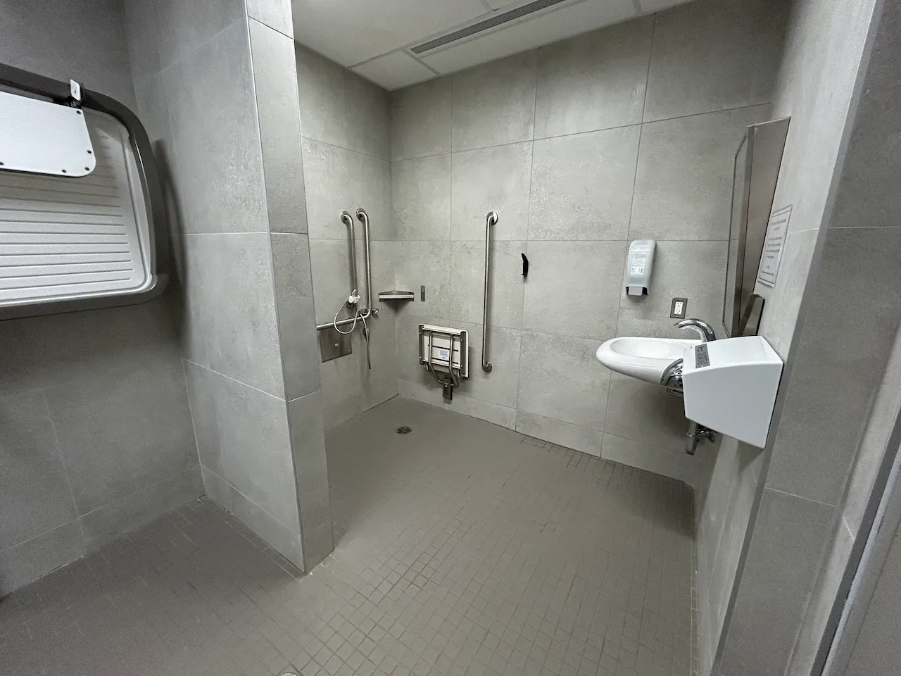 Main Pavilion - Accessible Bathroom - Locker Room