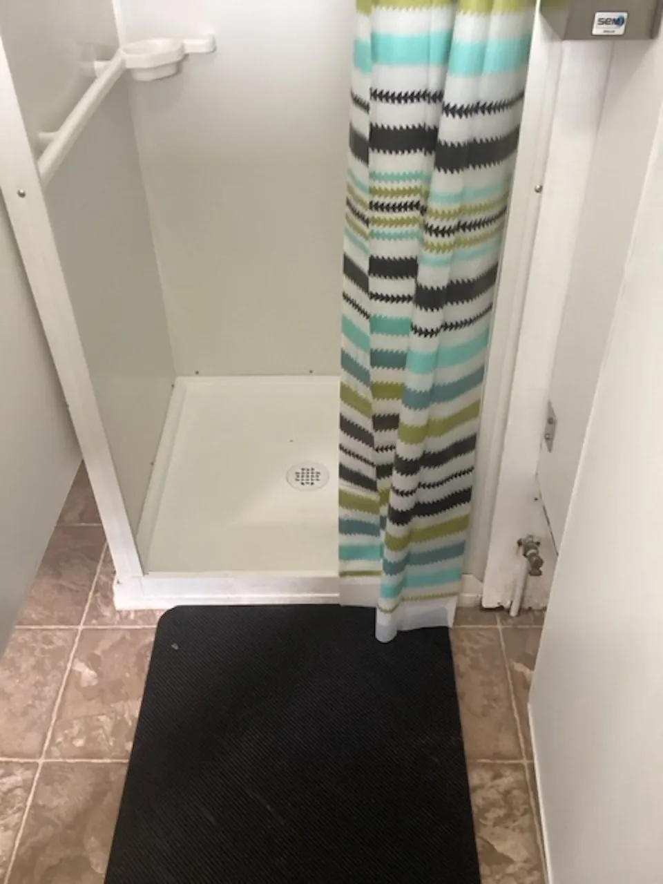 Block sanitaire 1 - Douche