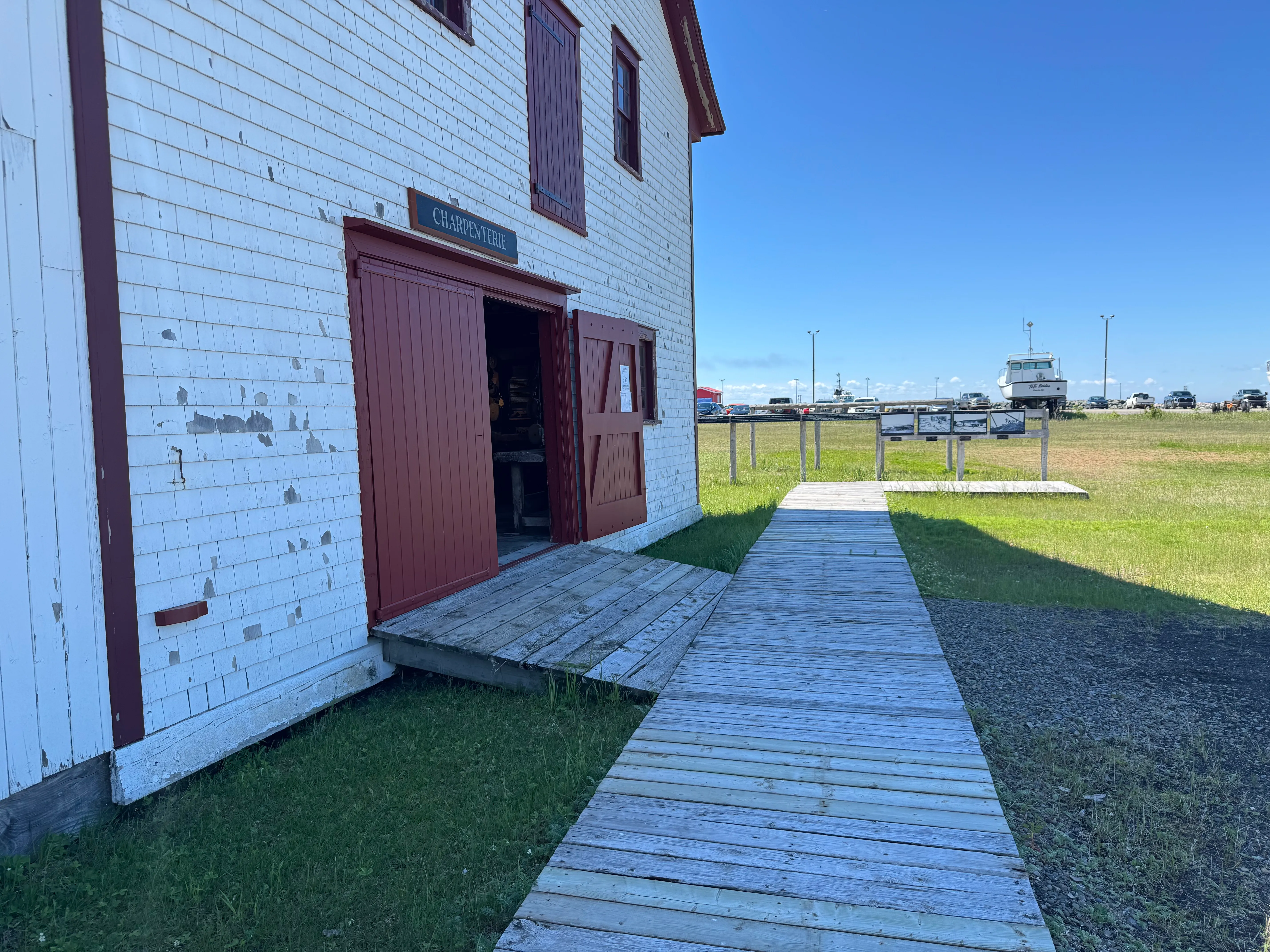Carpentry - Entrance