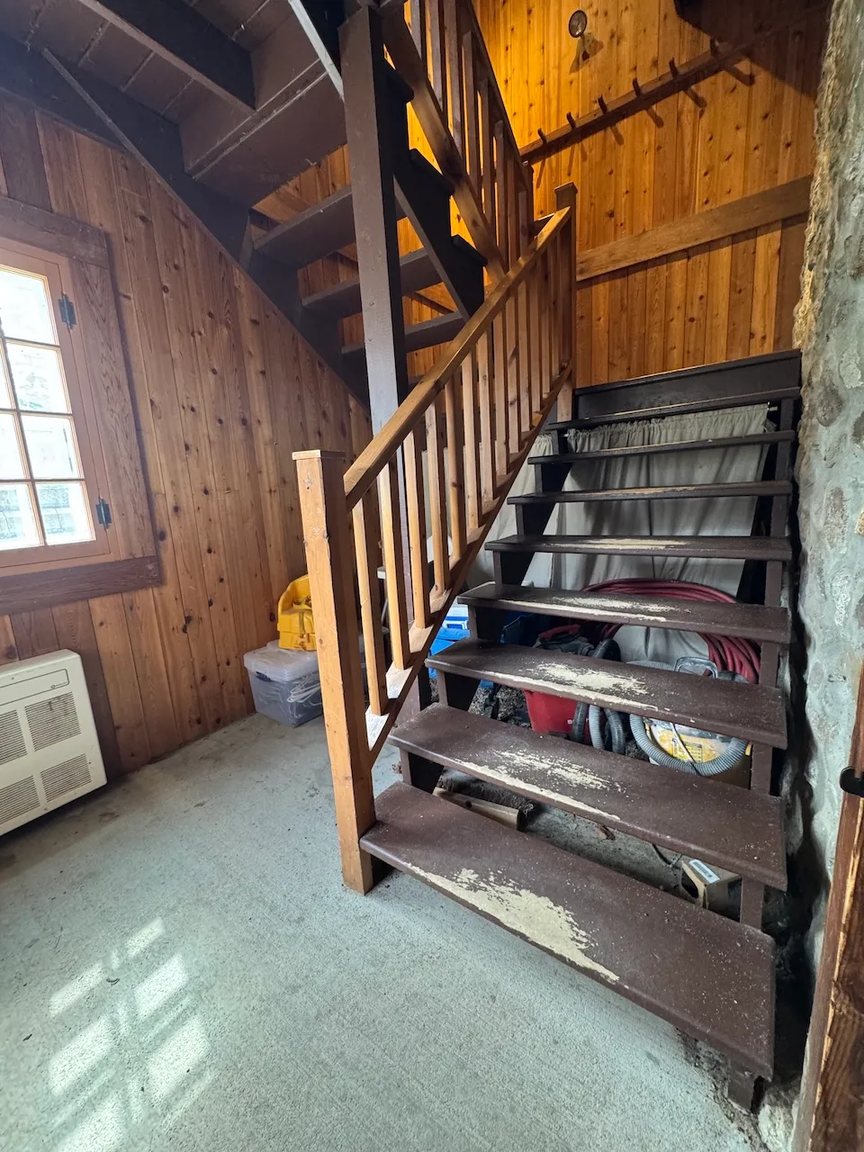 Escalier intérieur vers la salle Chaussegros-de-Léry