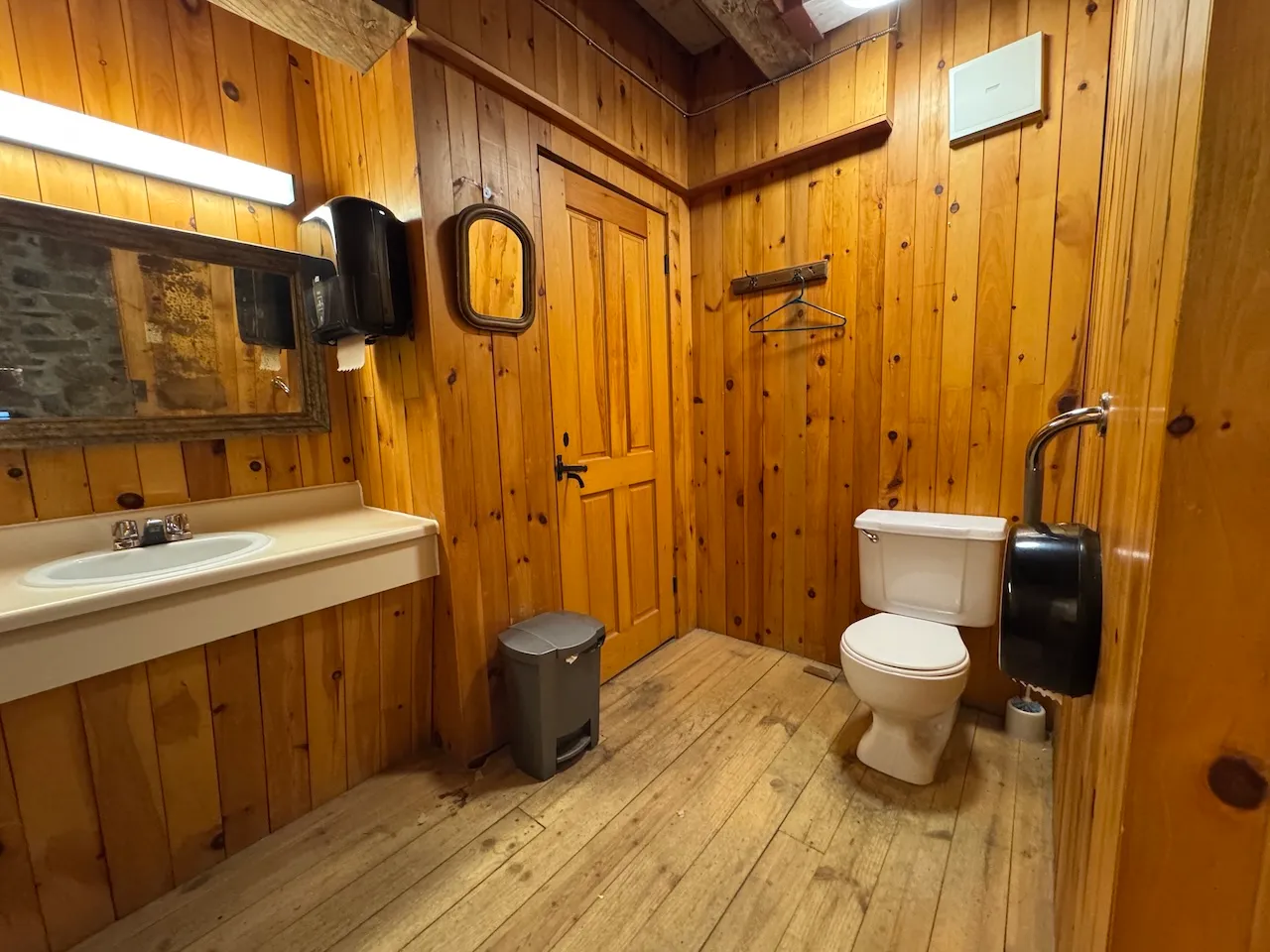 Salle de toilette universelle