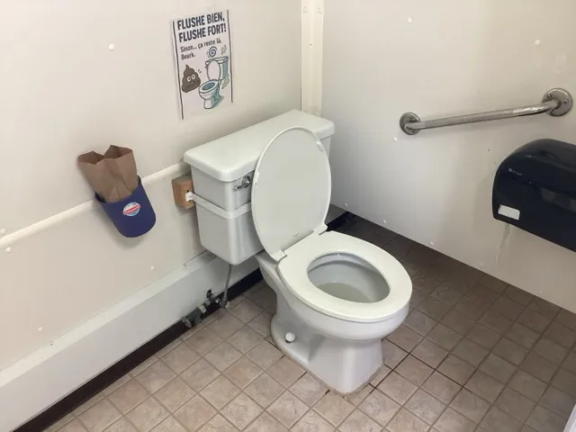 Sanitary block 6 - Toilet cabin