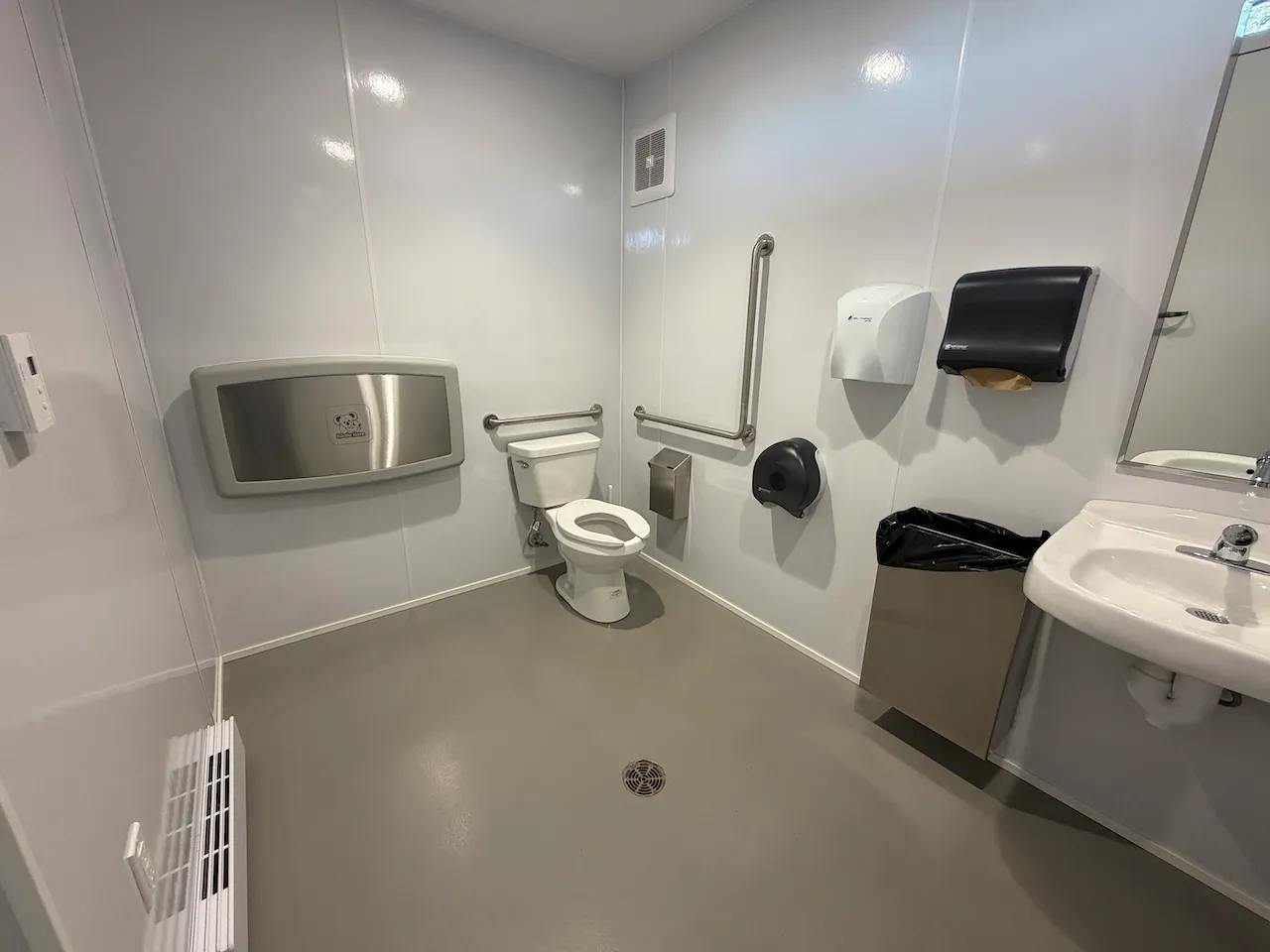 Universal Bathroom