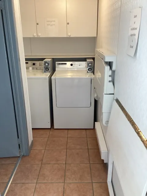 Washing room