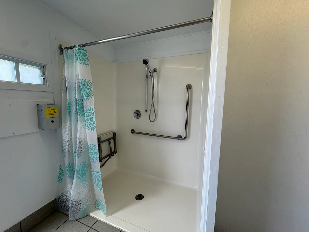 Bloc sanitaire - Douche