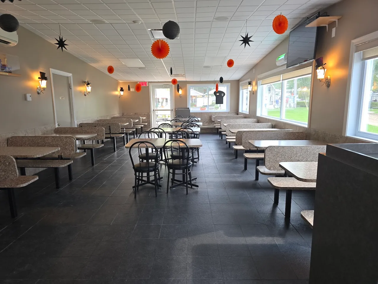 Tables and Seating