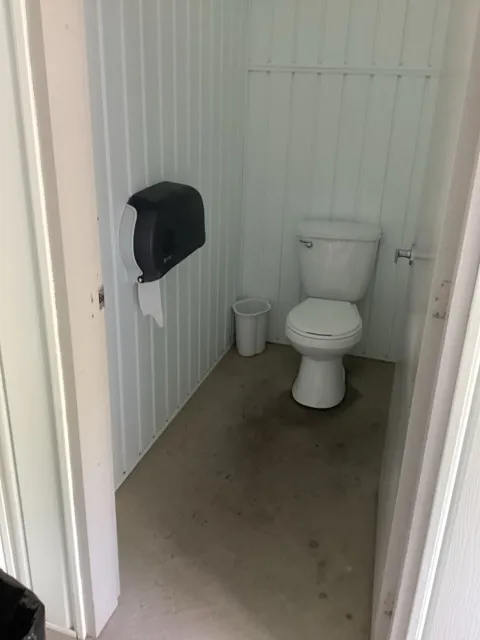 Bloc sanitaire 3 - Toilette