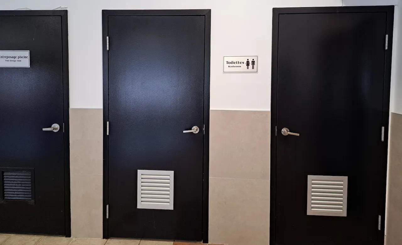 Piscine et spa - Salle de toilette - Non accessible