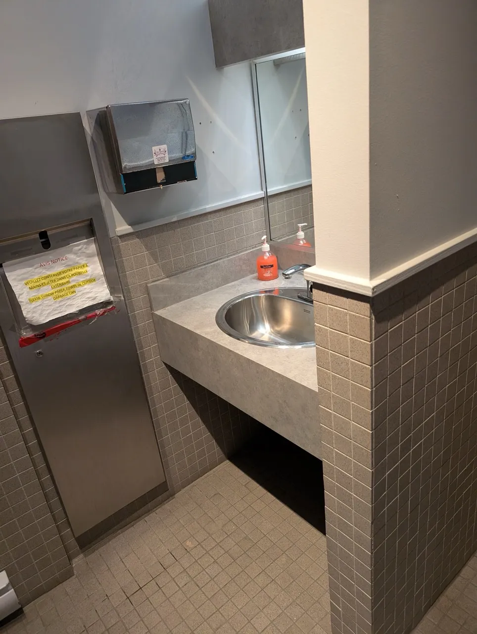 Men's restroom - sink