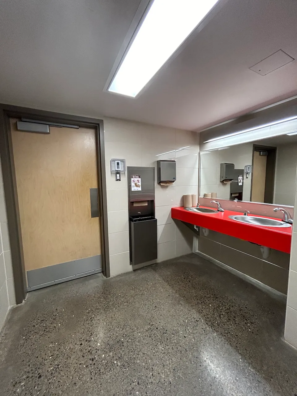 Lavabo des salles de toilettes