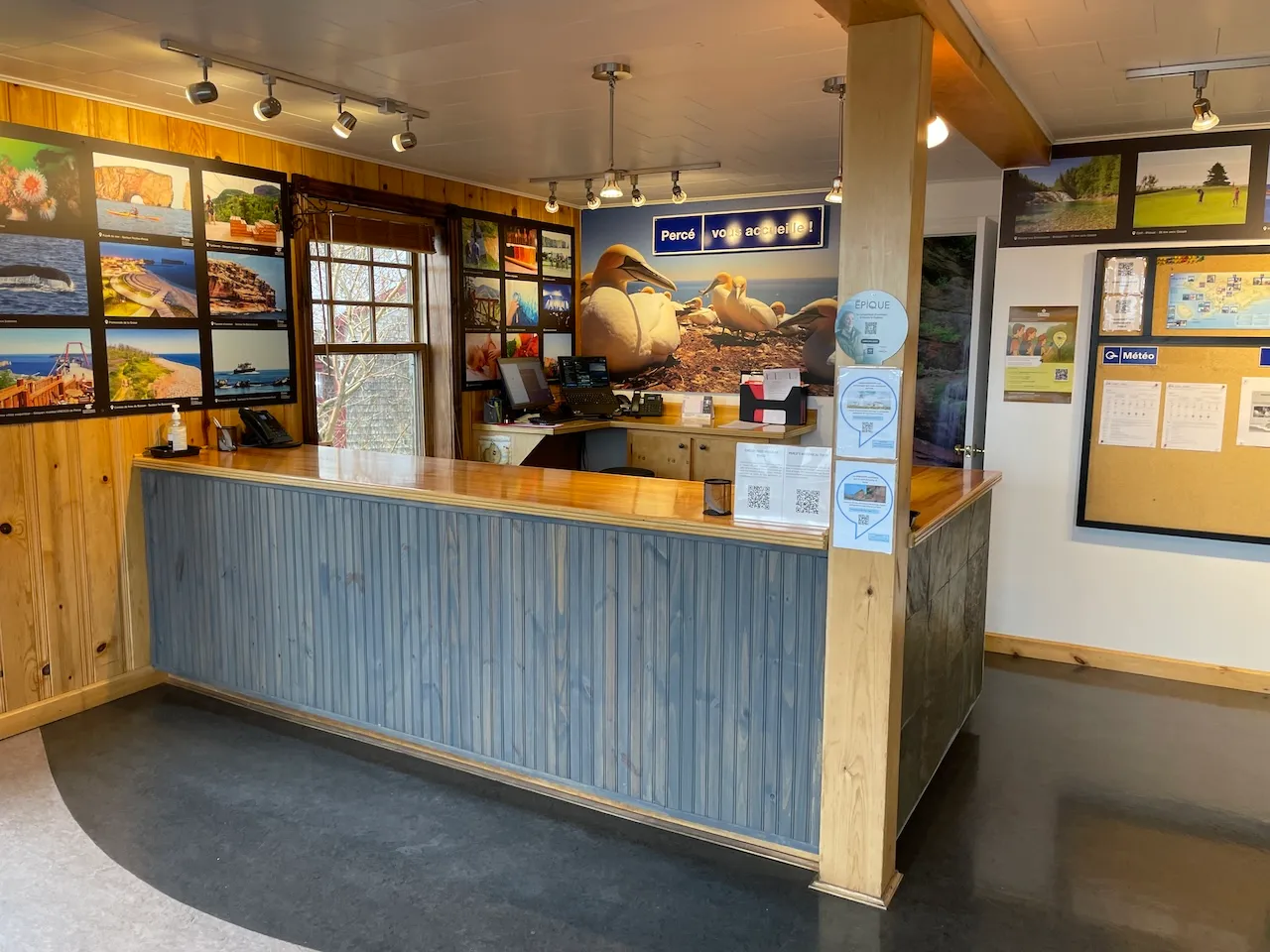 Reception Desk
