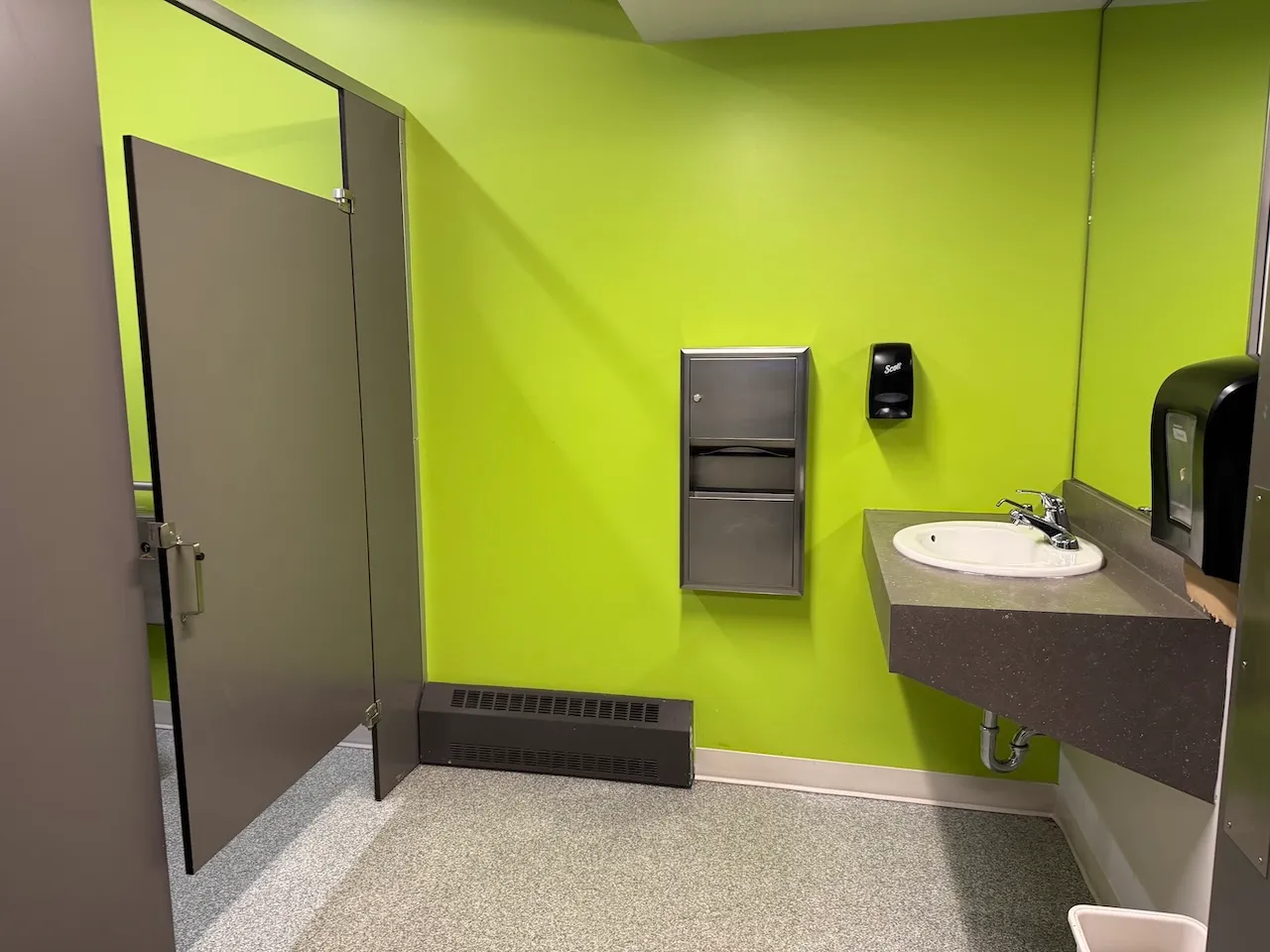 Salle de toilettes