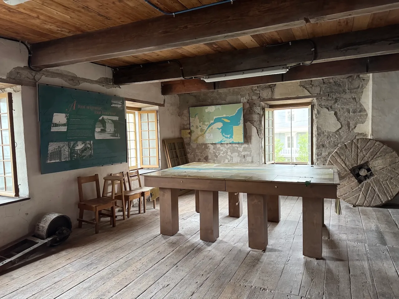 Exposition à l'intérieur