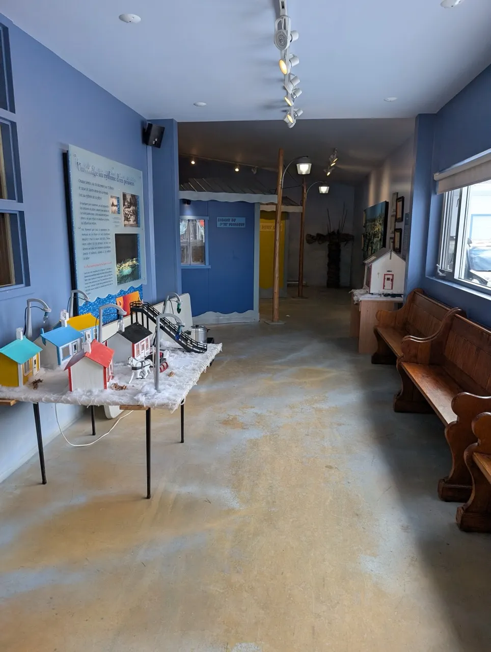 Exposition d'interprétation sur le poumalon