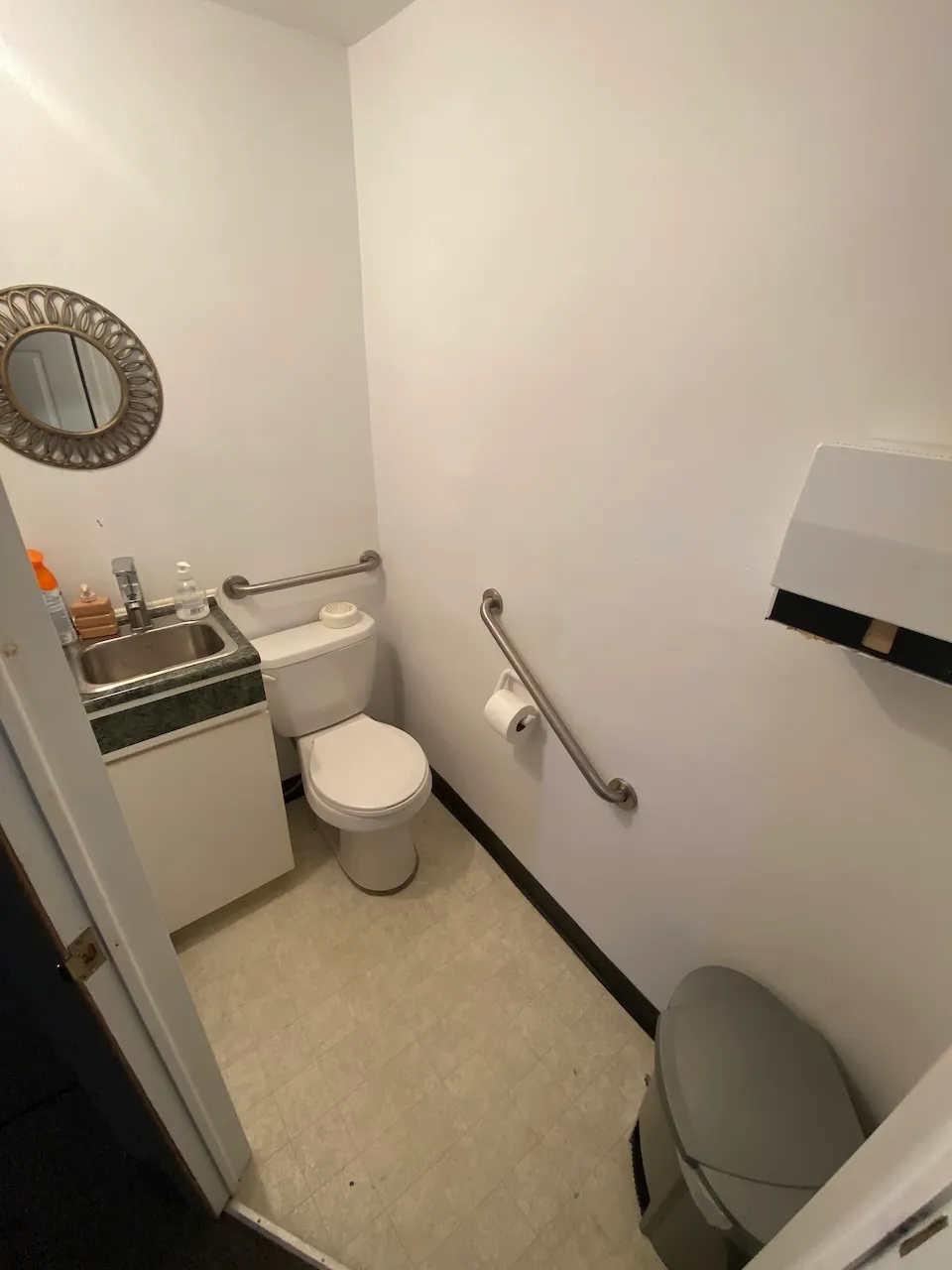 Salle de toilette universelle