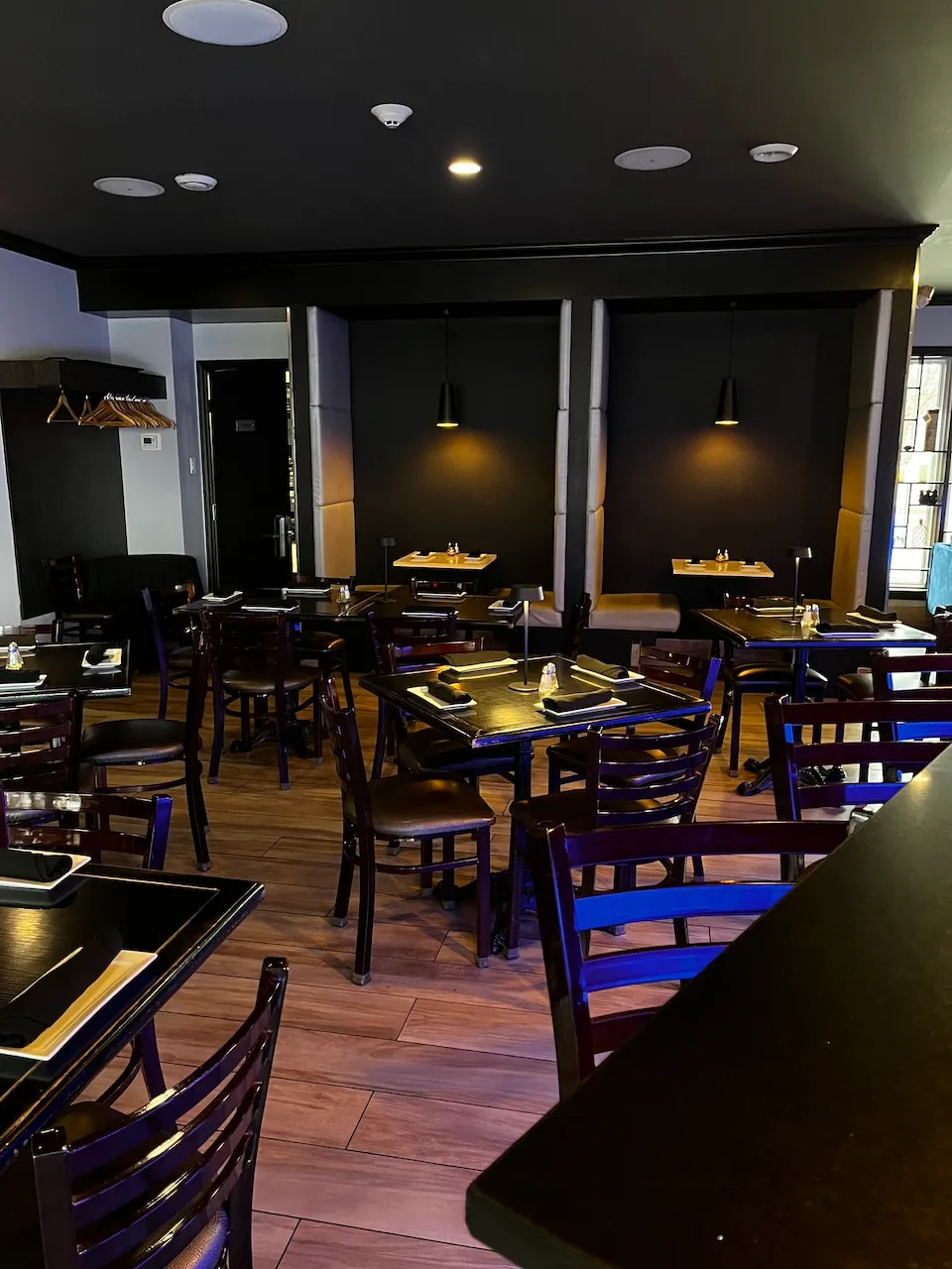 Bar Lounge Section