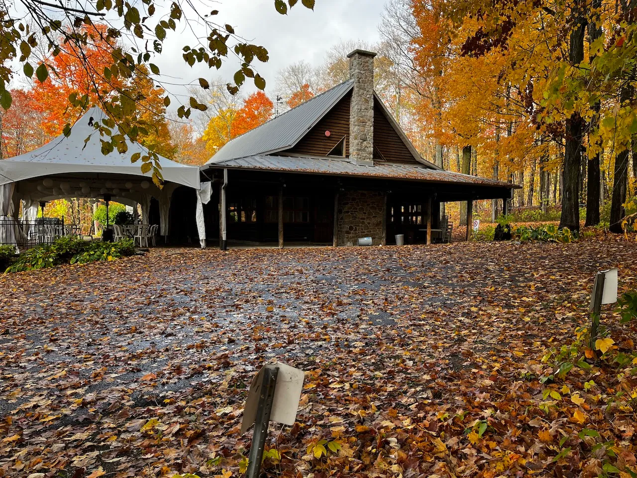 Parcours du stationnement vers l'établissement