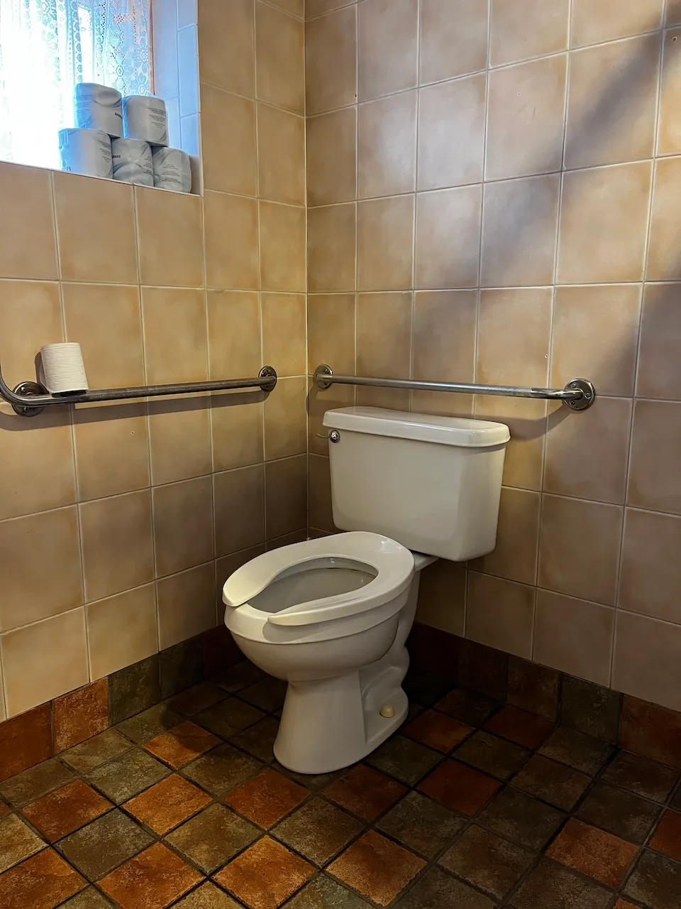 Cabinet - salle de toilette hommes