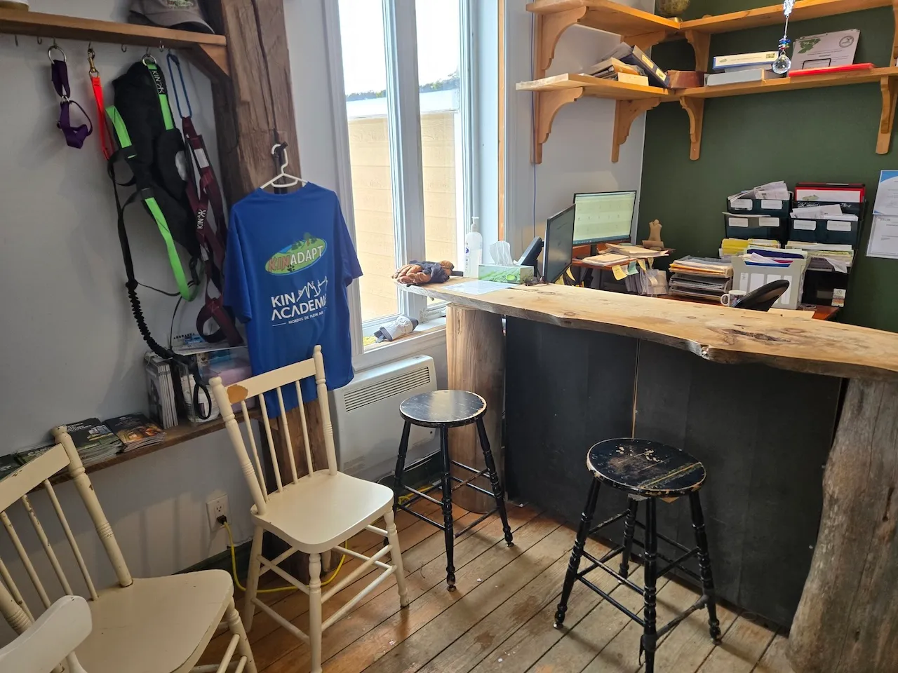 Intérieur du bureau d'accueil