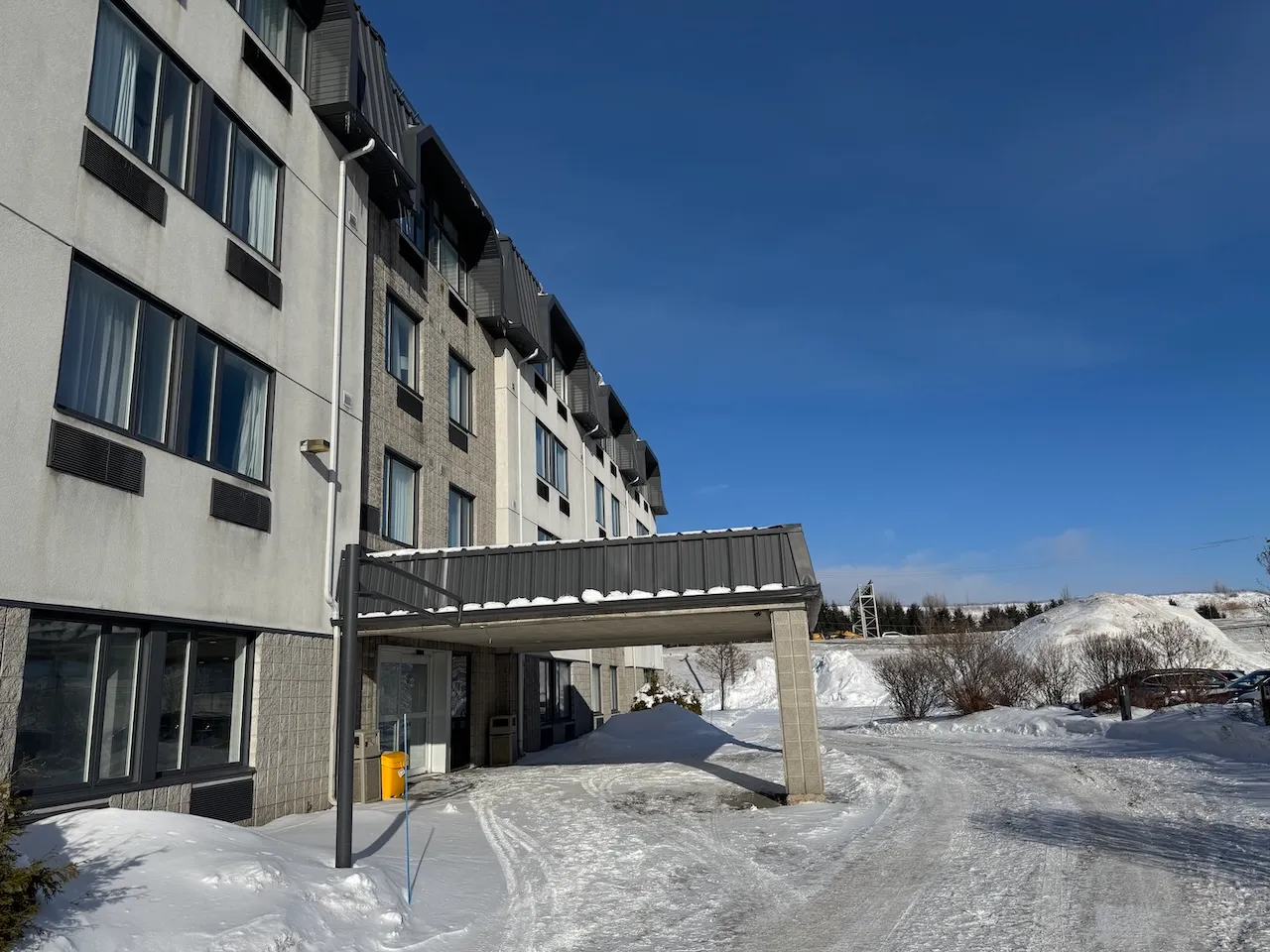 Extérieur de l'établissement