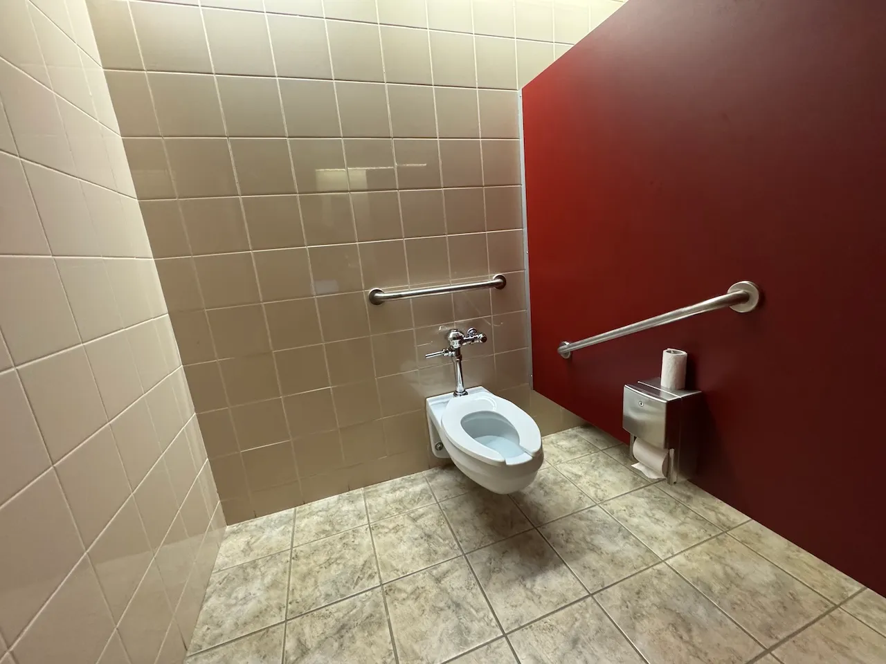 Adapted toilet cabin - Level 2