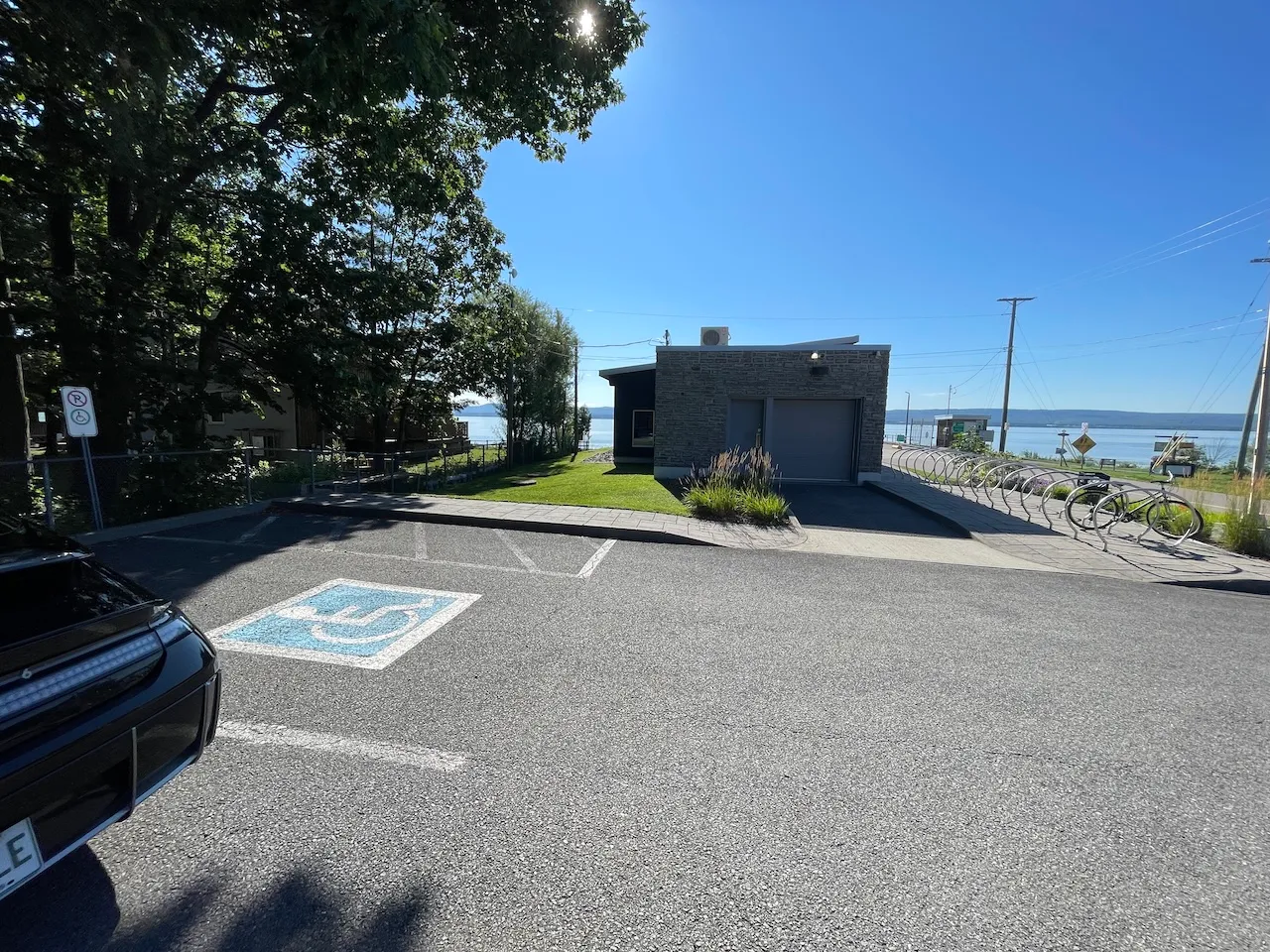 Isle-aux-Grues River Terminal - Reserved Parking Area