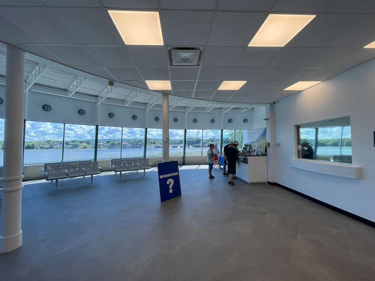 Montmagny River Terminal - Information desk