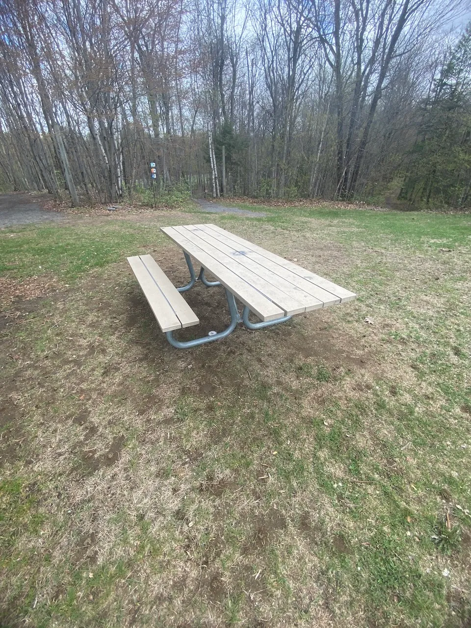 Picnic table
