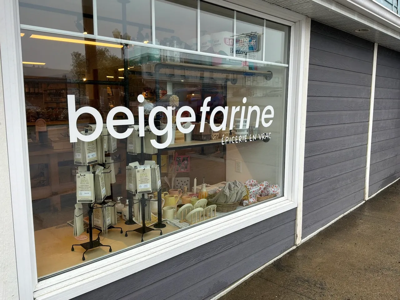 Beige farine