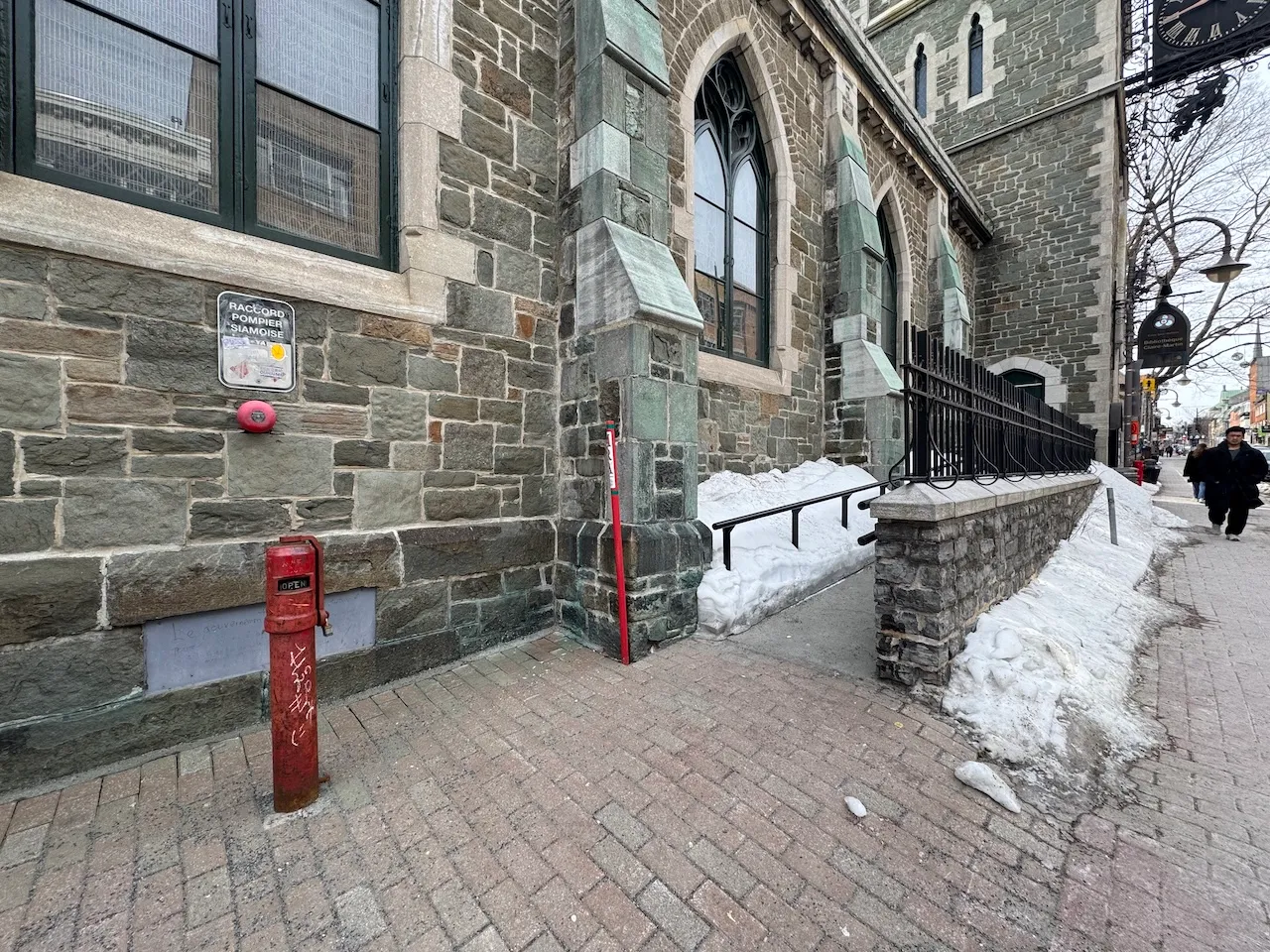 Access ramp - On the side