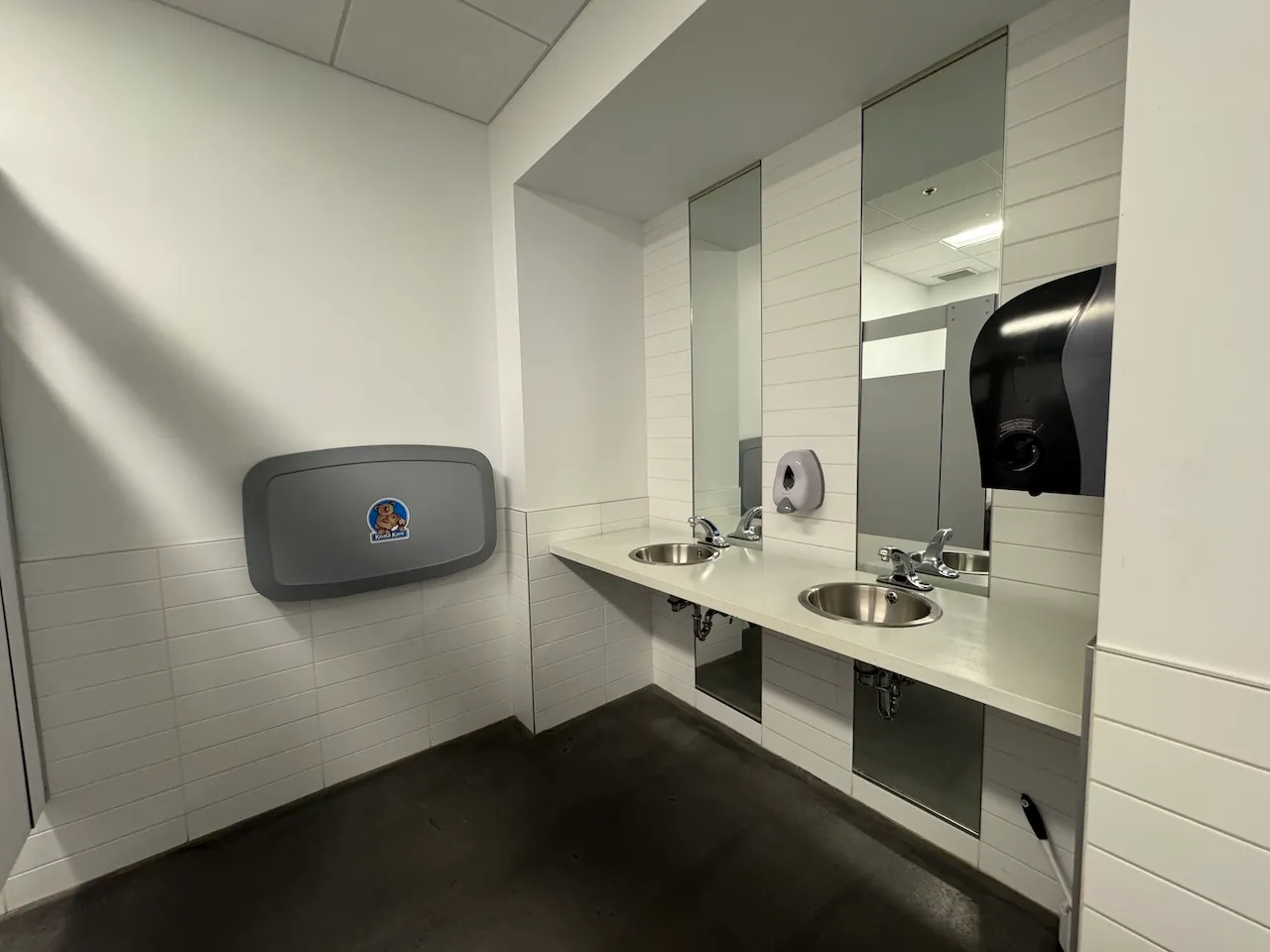 Women restroom - Basement