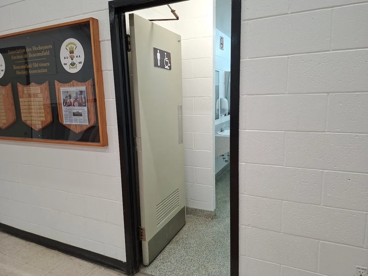 Washrooms - Floor 1 - Men