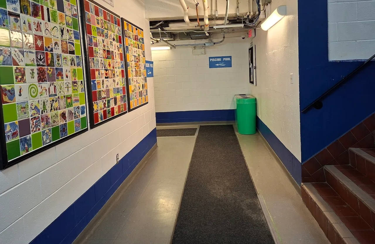 Hallway leading to the pool - Basement