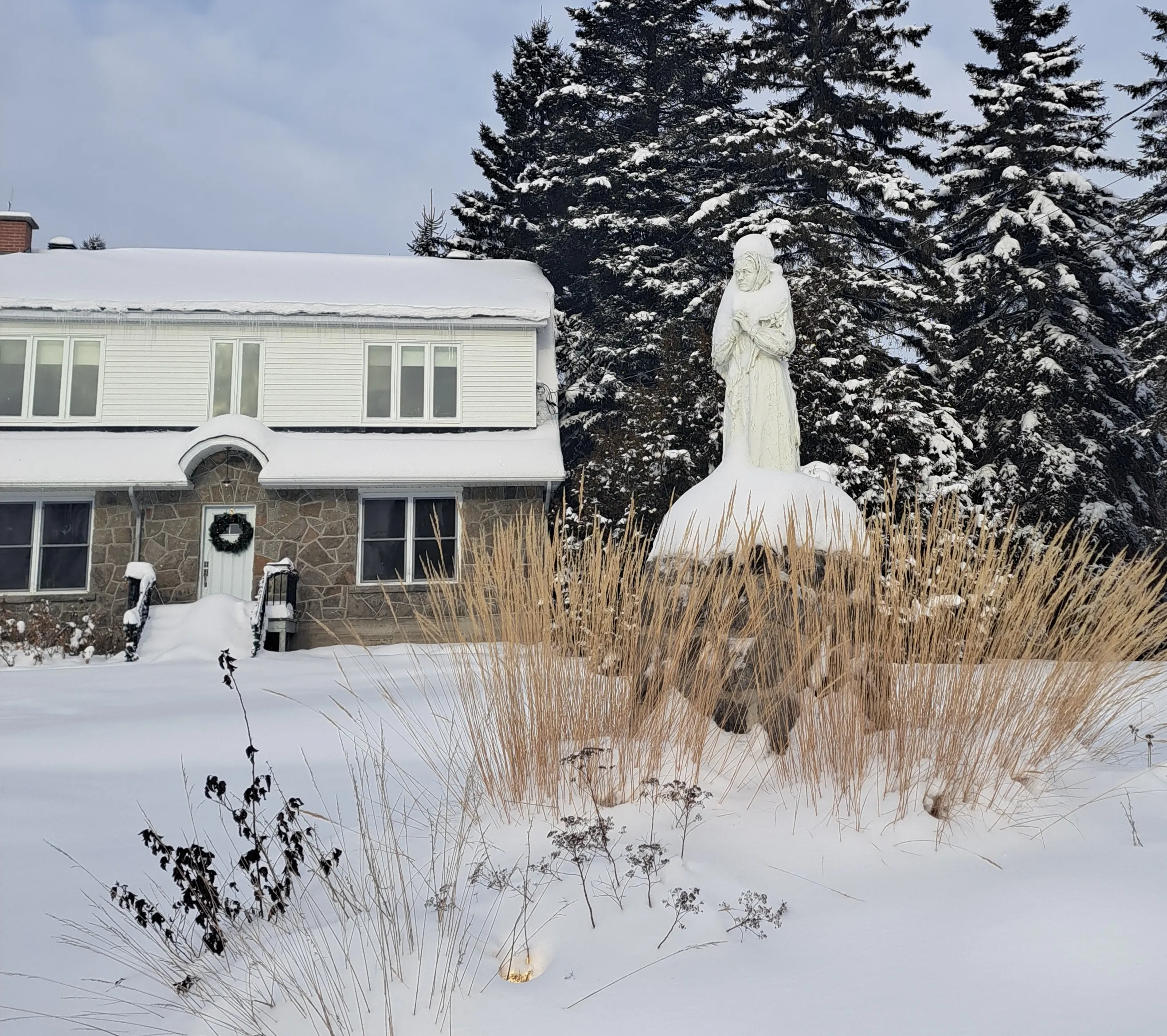 Repère 2 : La statue de Maria Gorretti