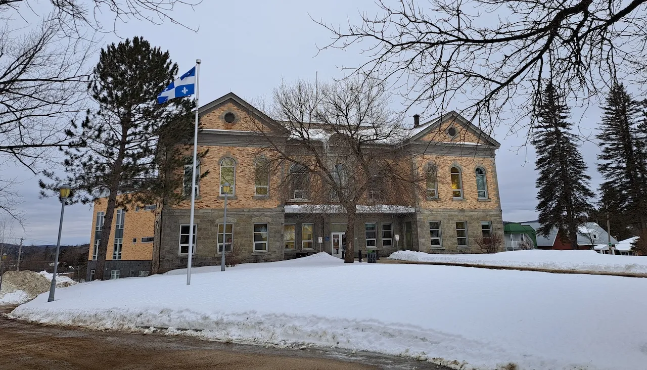 Landmark 8 : Mont-Laurier Courthouse