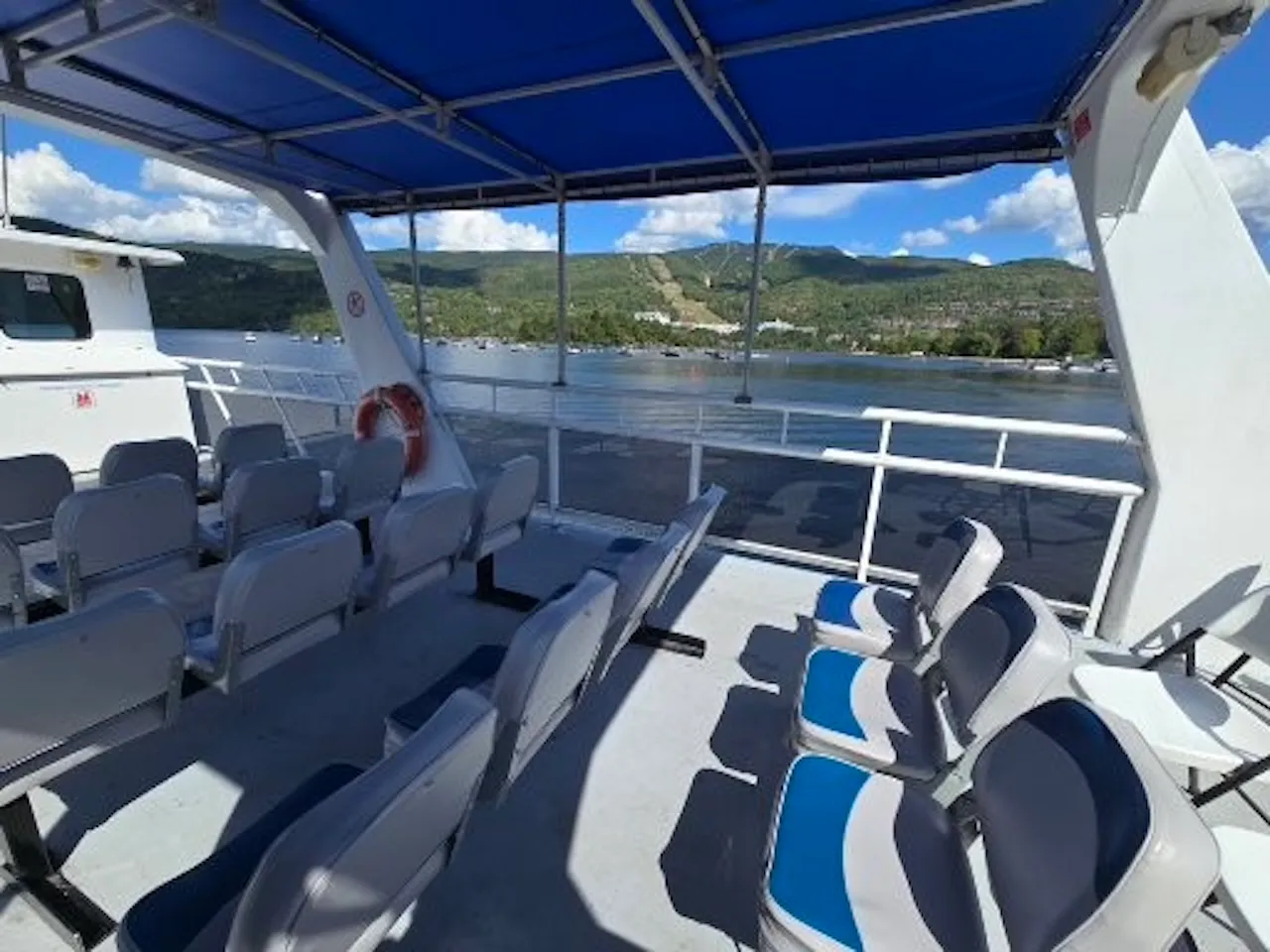 Étage supérieur du bateau