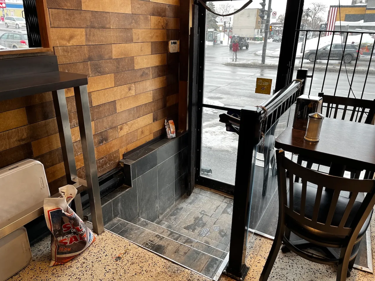 3-step staircase and door - from inside to outside