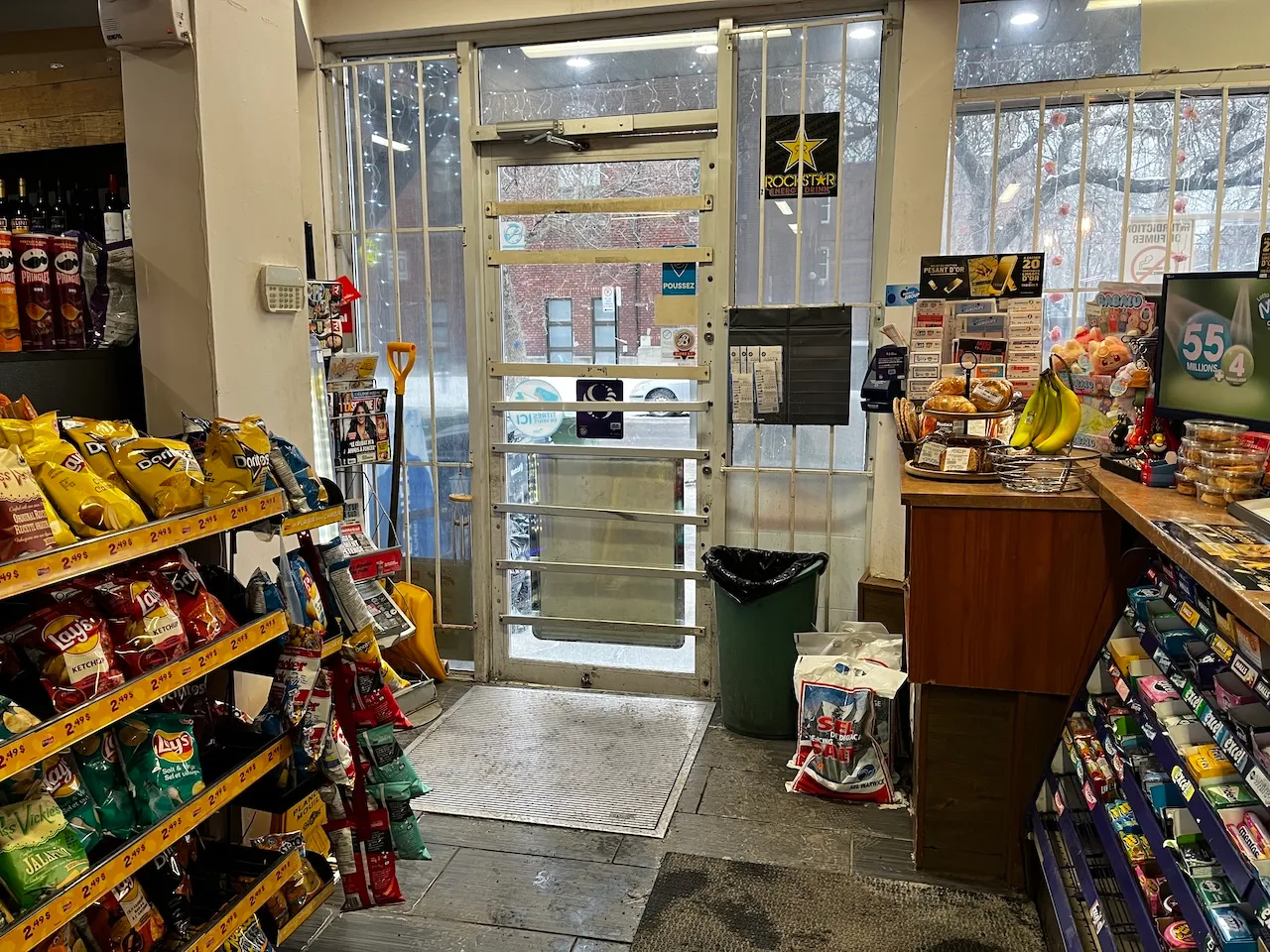 Porte - de l'intérieur vers l'extérieur