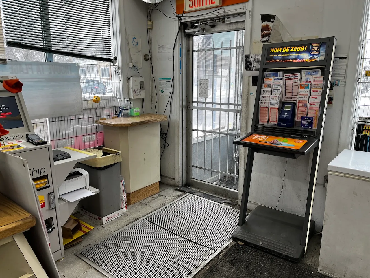 Door – from inside to outside