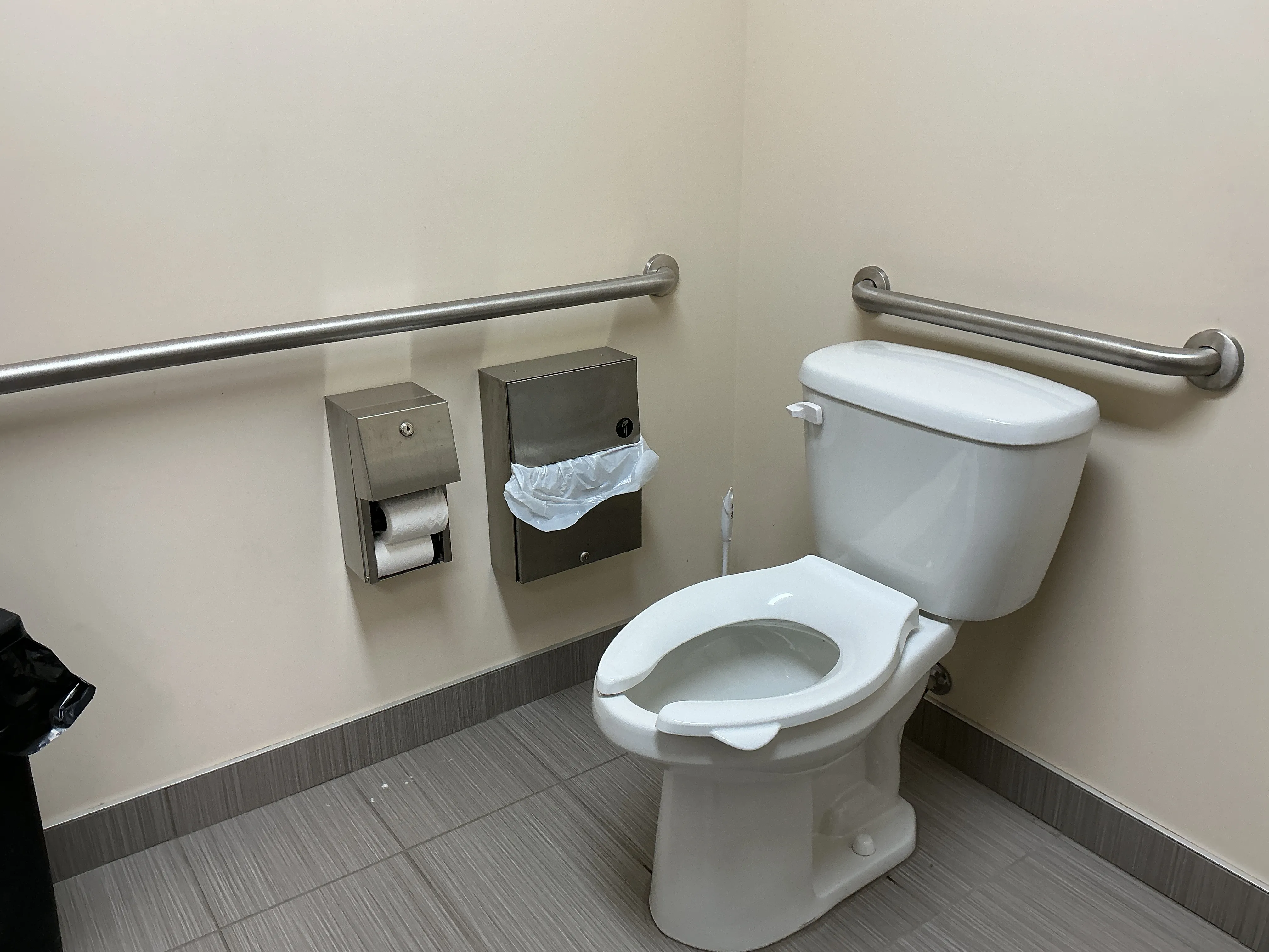 Salle de toilette universelle