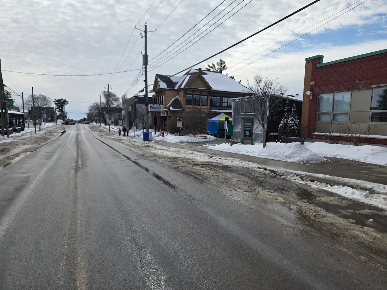 Corridor de circulation du site