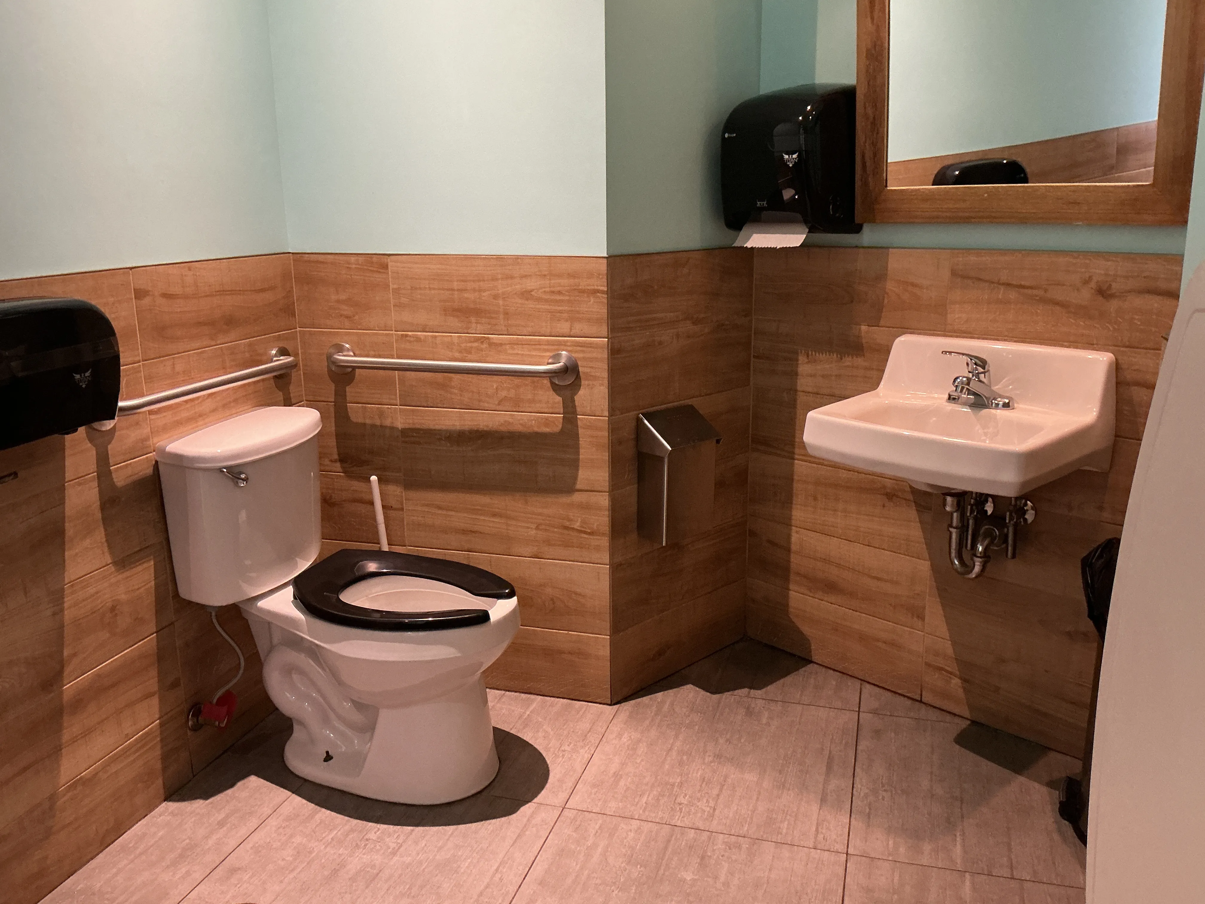 Salle de toilette universelle